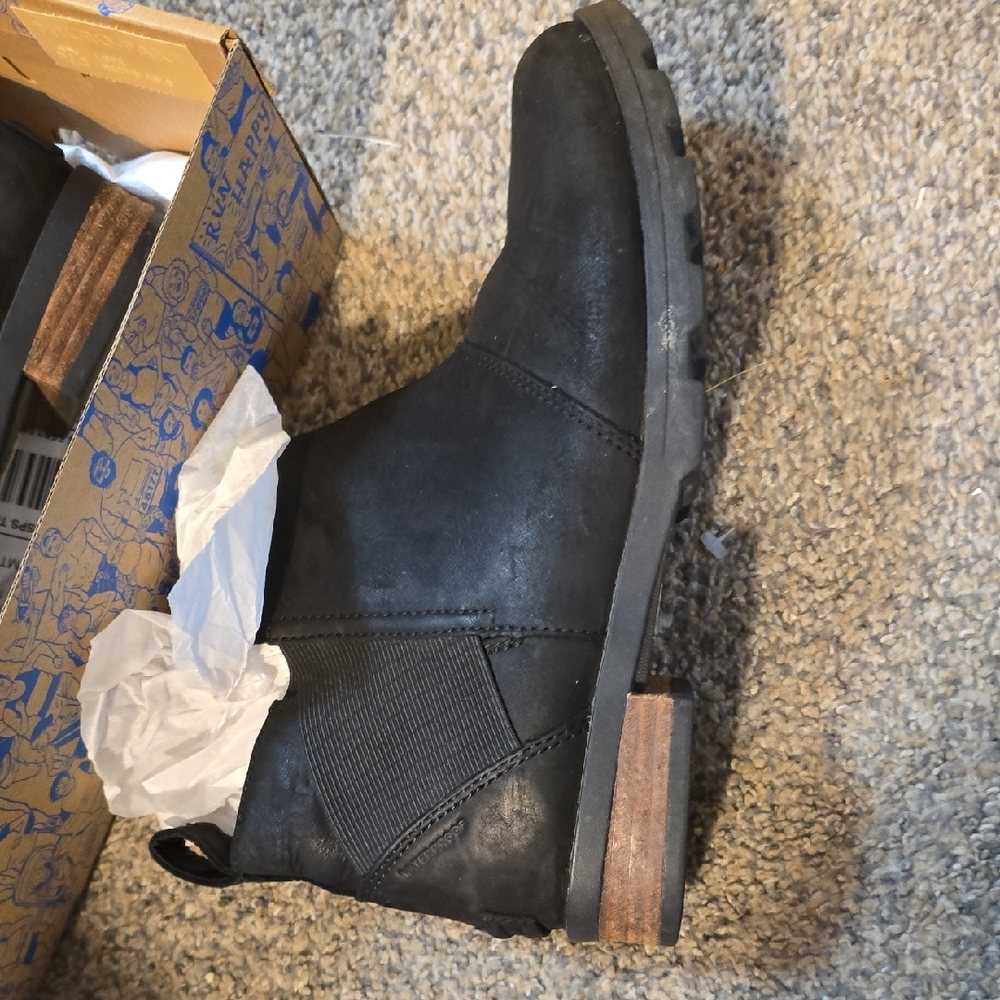 Elegant Black Leather Ankle Boots